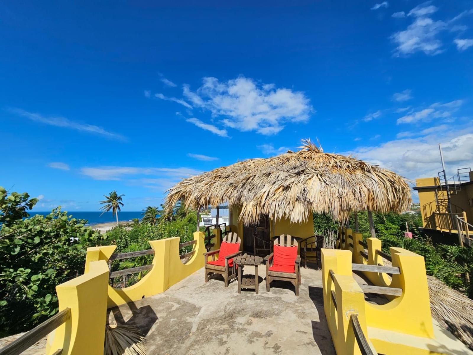 Kudehya Guesthouse Treasure Beach Exterior photo