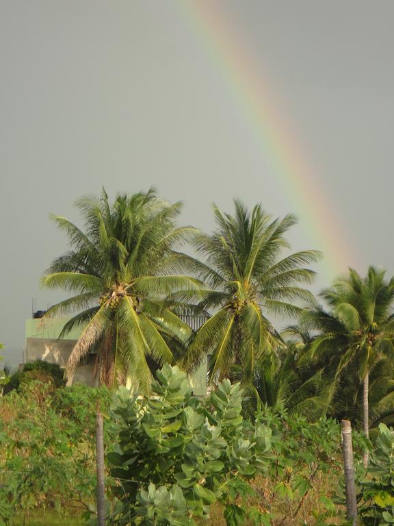 Kudehya Guesthouse Treasure Beach Exterior photo